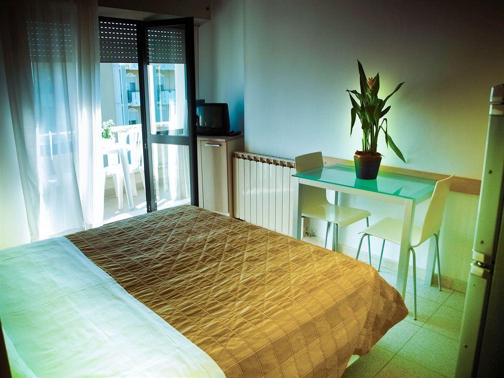 Residence Internazionale Rimini Luaran gambar