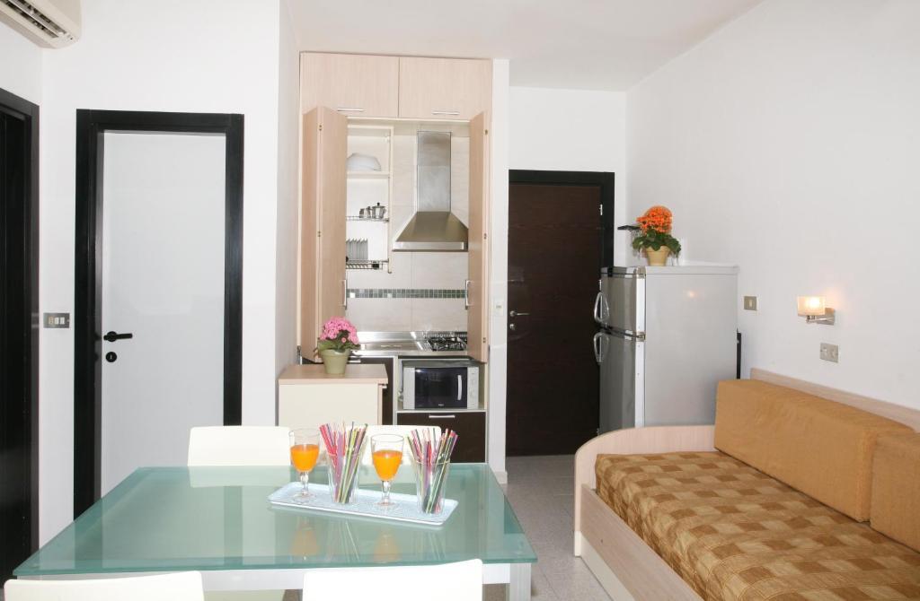 Residence Internazionale Rimini Bilik gambar